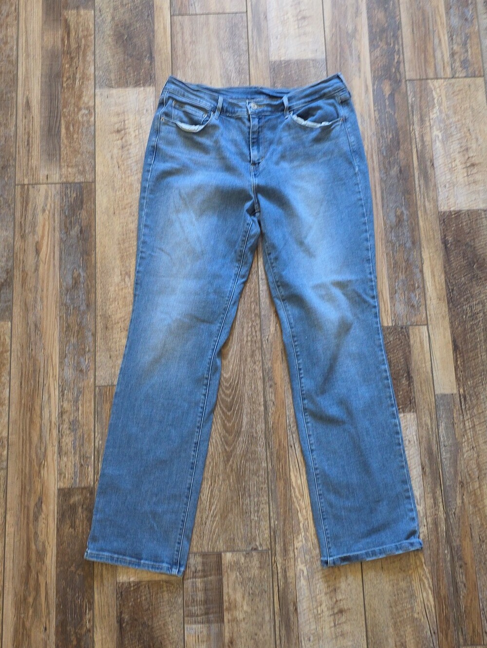 Levi's - 505 Straight Leg Jeans - 14M (32x32) - Medium Wash Blue